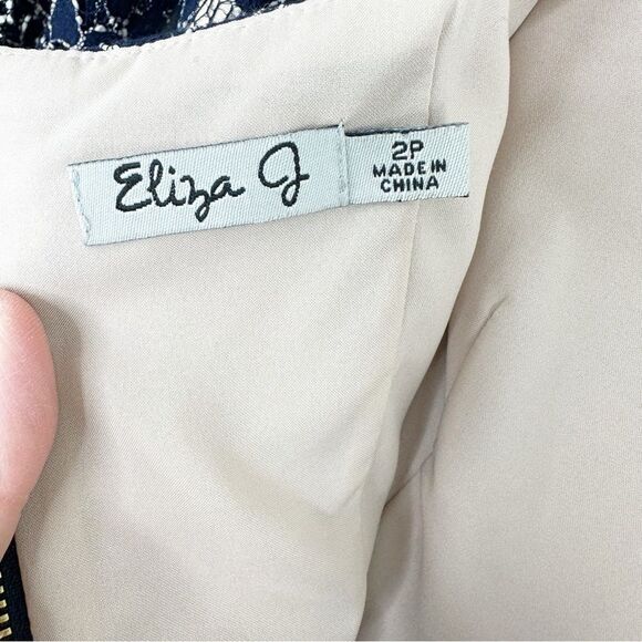 Eliza J | Navy Blue Fitted Lace-Overlay Dress Crystal Embellishment Open-Back 2P - Picture 9 of 14